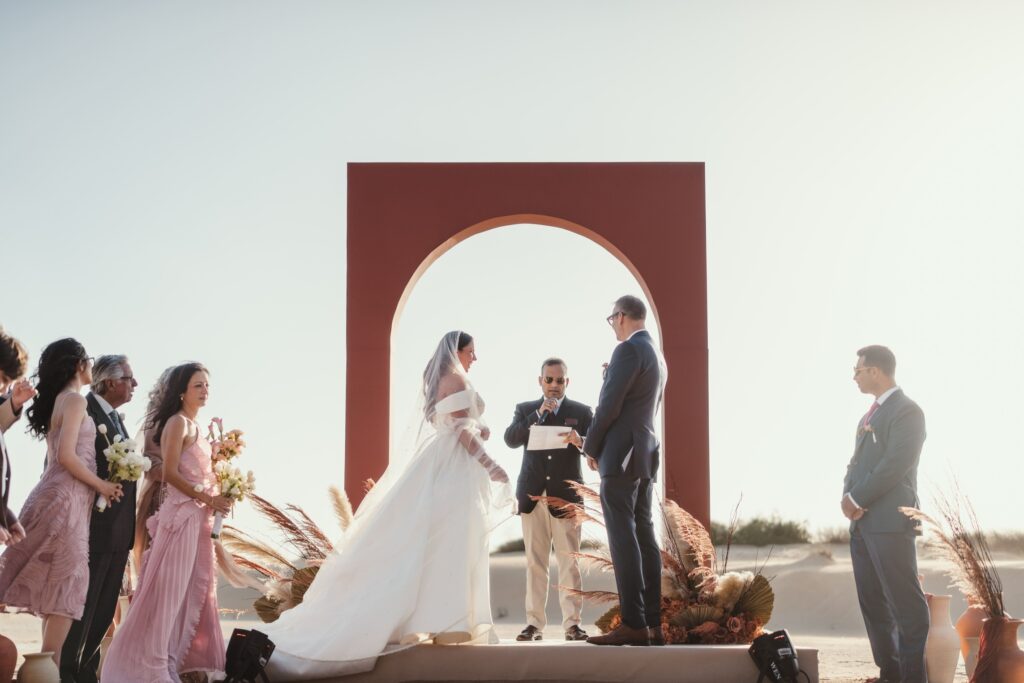 white wedding in dubai white wedding in dubai